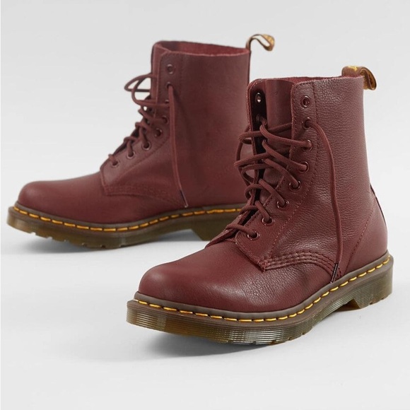 DR. MARTENS 1460 Pascal Virginia Leather Boots - Picture 4 of 14